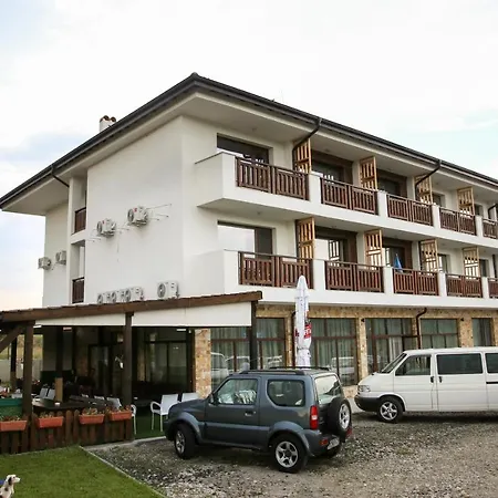 чинар Hotel