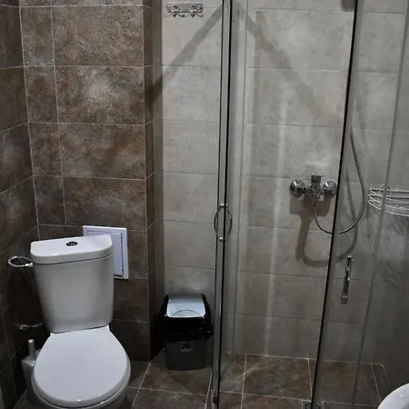чинар Hotel 2*