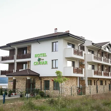 Hotel чинар Kirkowo